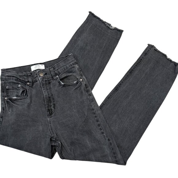 Ardene Raw Hem‎ High Rise Baggy Jeans in Faded Black Distressed Wash Size 3 - Picture 3 of 6
